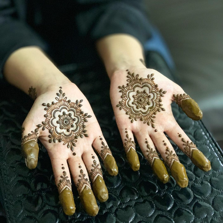 Excellent Abu Dhabi Henna Design