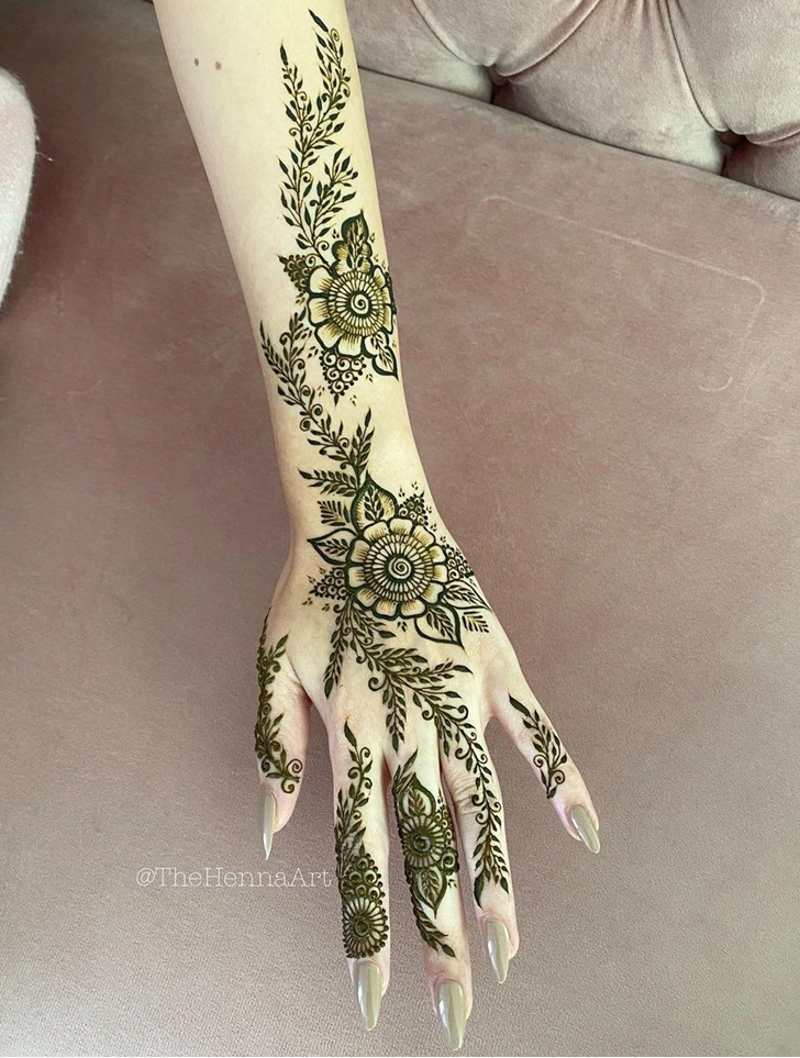 Awesome Abu Dhabi Henna Design