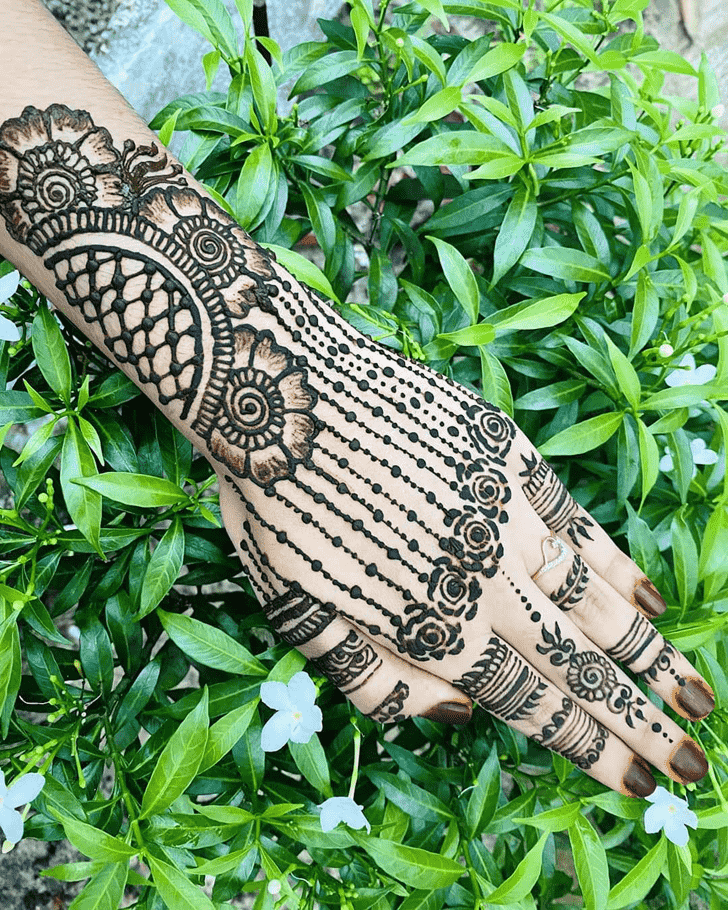 Dazzling Adorable Henna design