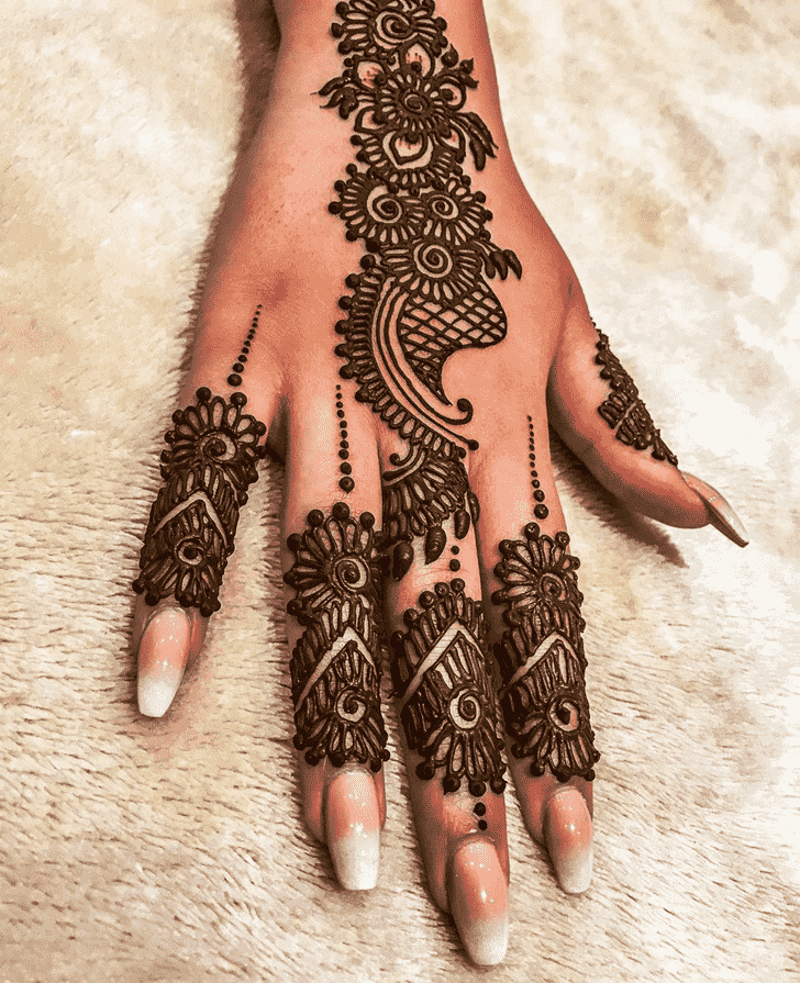 Grand Adorable Henna design