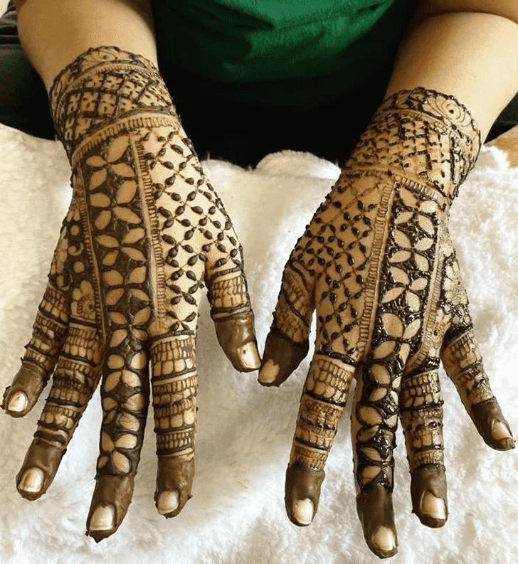 Fascinating African Henna Design