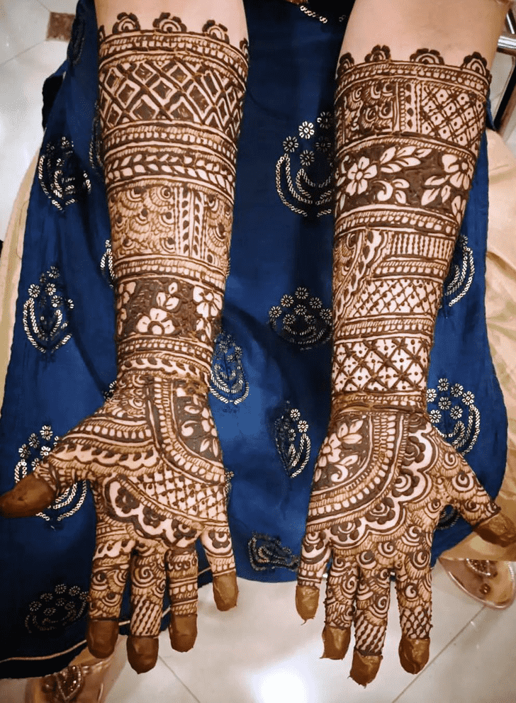 Pleasing African Henna Design