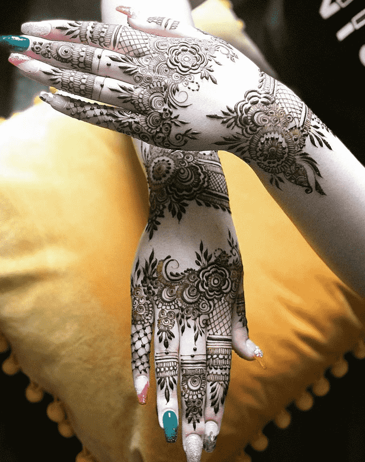 Dazzling Agra Henna Design