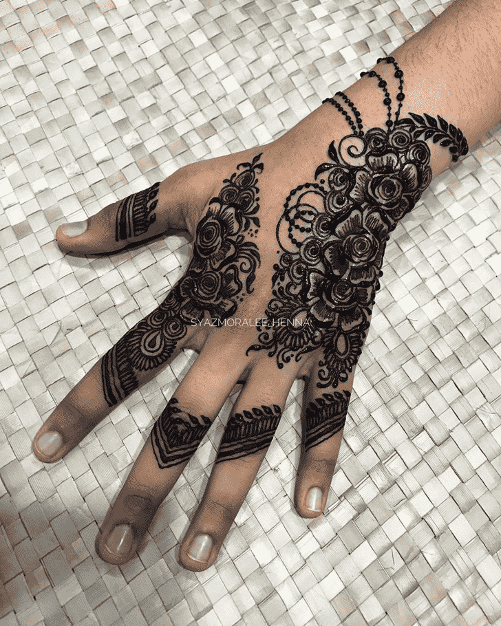 Pretty Ahmedabad Henna Design