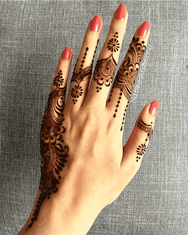 Bewitching Ajman Henna Design