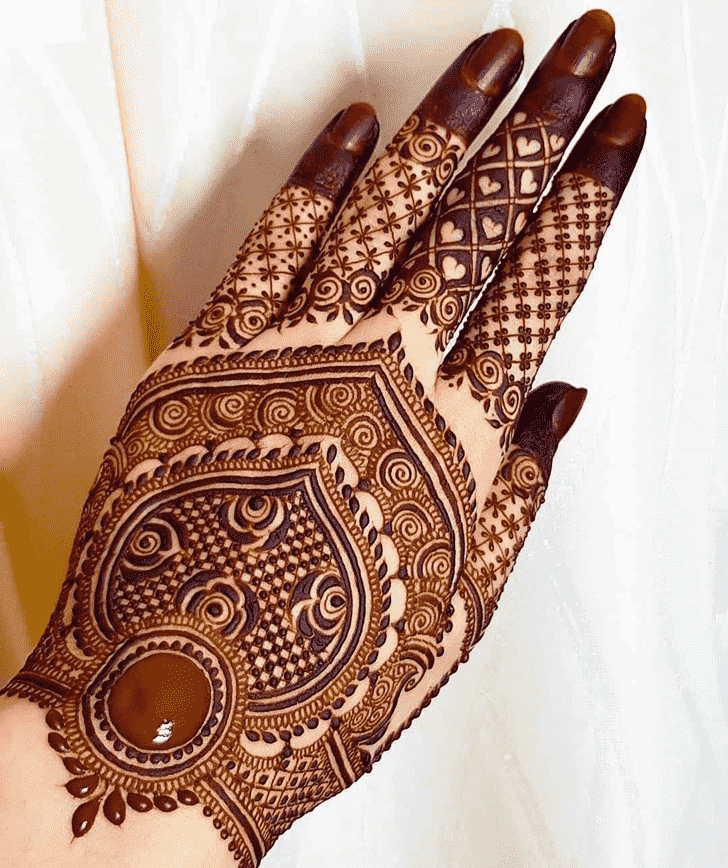 Captivating Ajman Henna Design