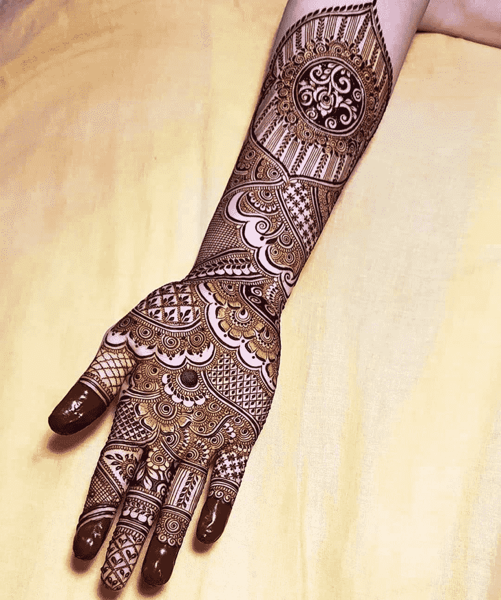 Marvelous Ajman Henna Design