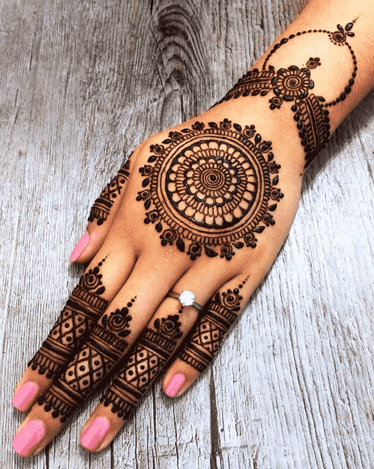 Radiant Ajman Henna Design