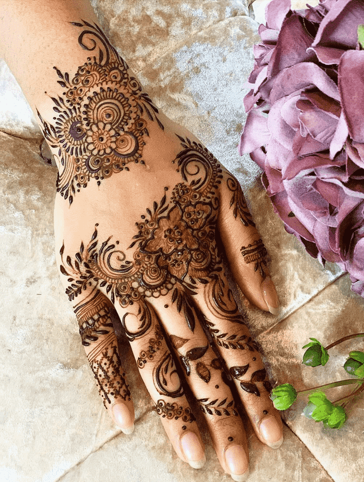 Arm Allahabad Henna Design