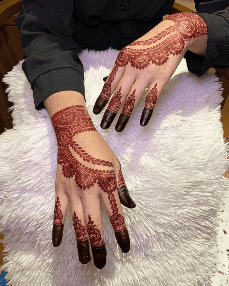 Charming Amalaki Ekadashi Henna Design