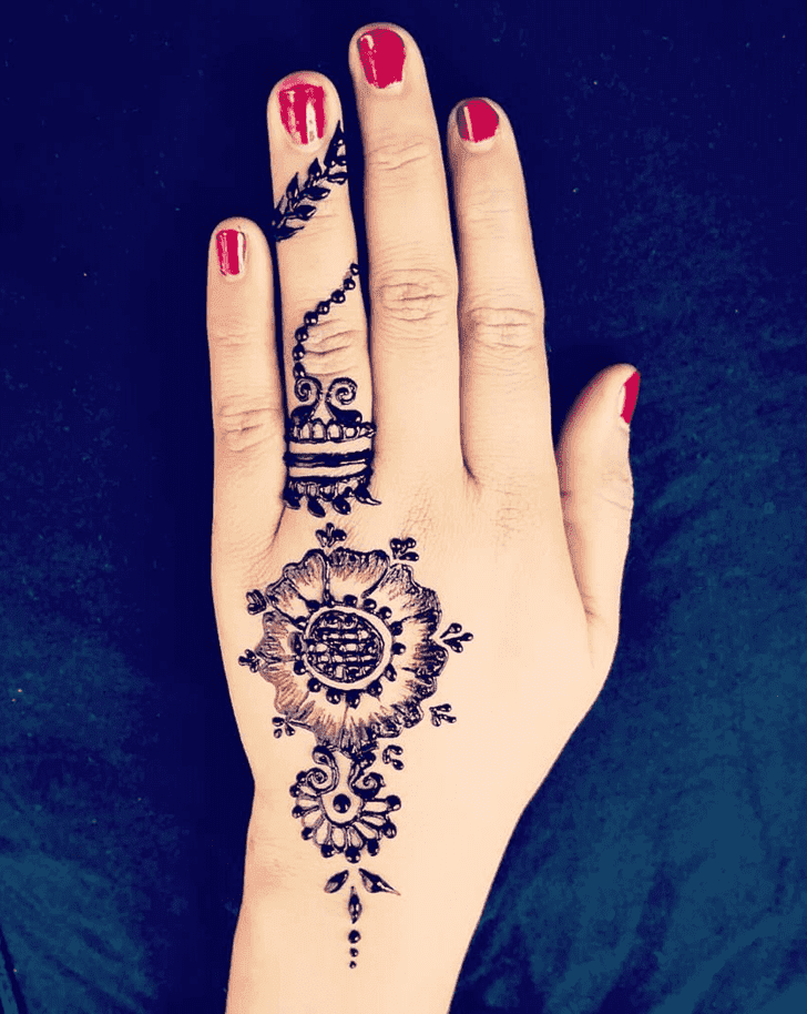 Marvelous Amalaki Ekadashi Henna Design