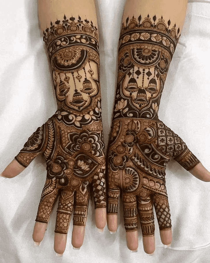 Magnificent Amazing Henna Design