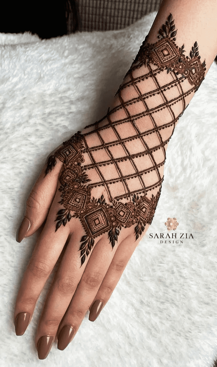 Mesmeric Amazing Henna Design