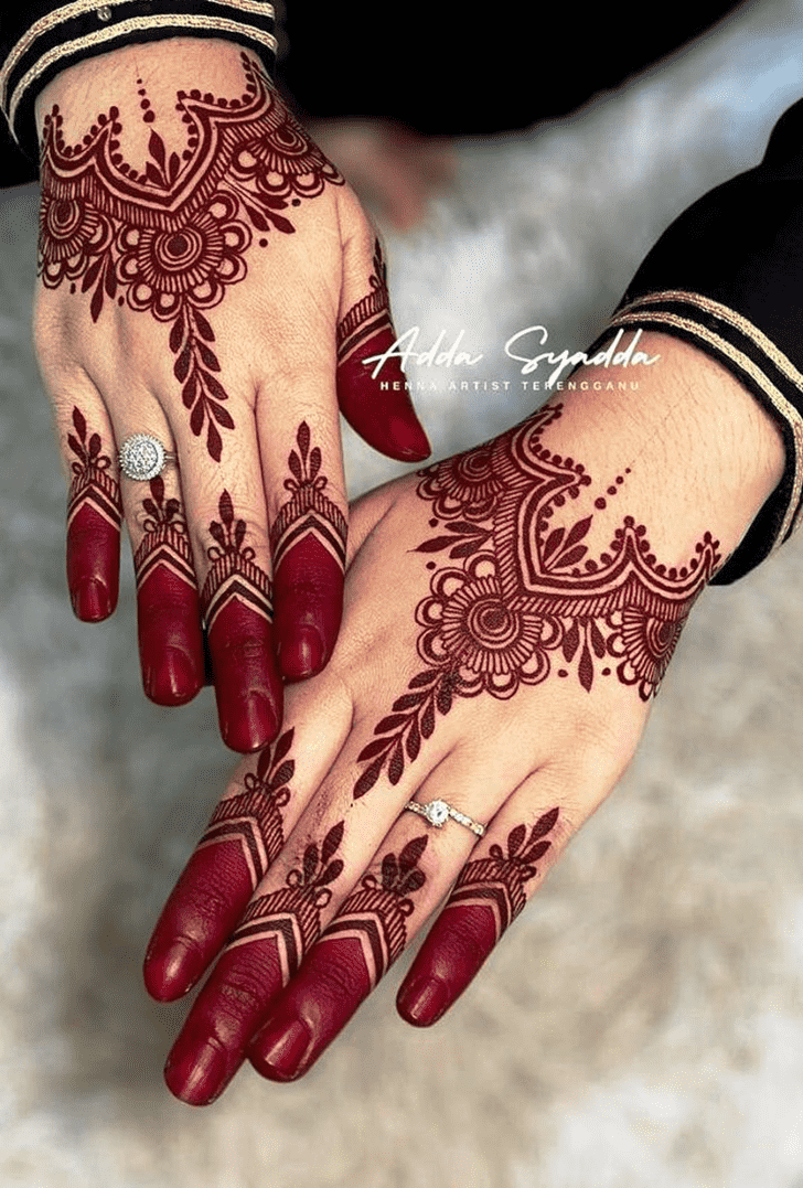 Pleasing Amazing Henna Design