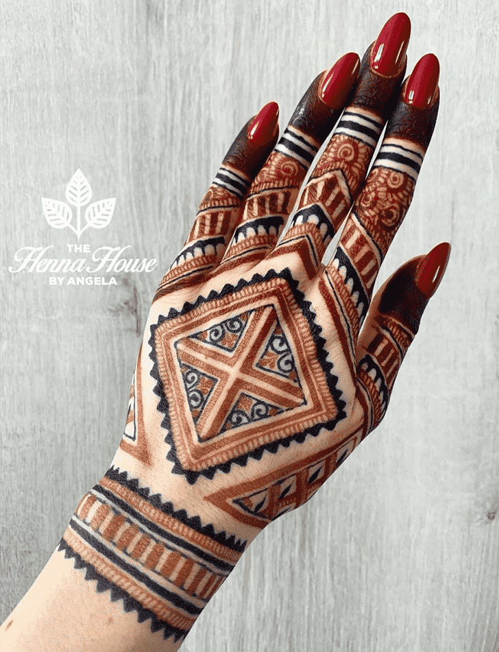 Delightful American Henna Design