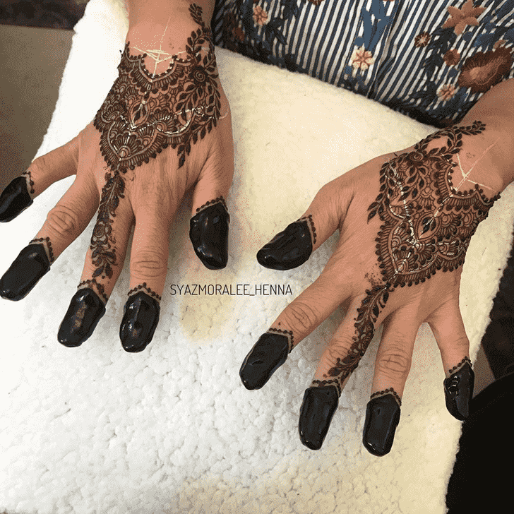 Delightful Amritsar Henna Design