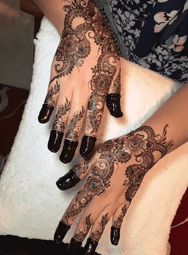 Gorgeous Amritsar Henna Design