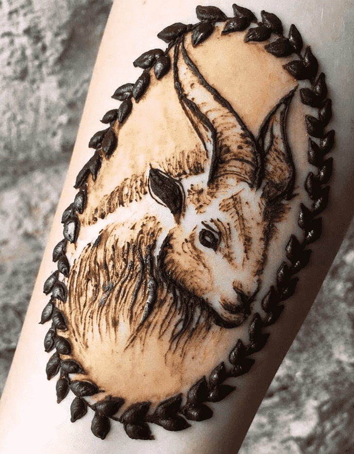 Pretty Animal Henna Design