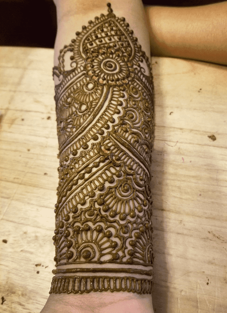 Fine Arabic Henna Design