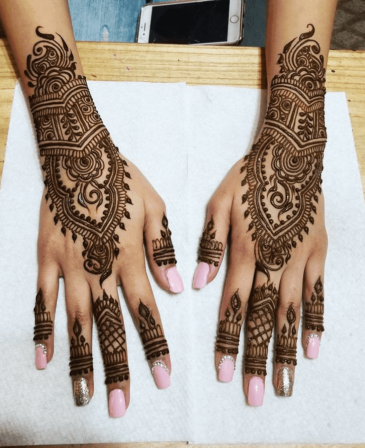 Good Looking Arabic Henna Design