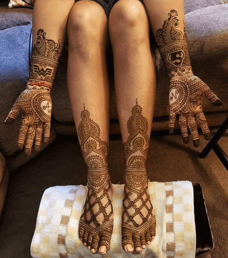 Ravishing Arabic Henna Design