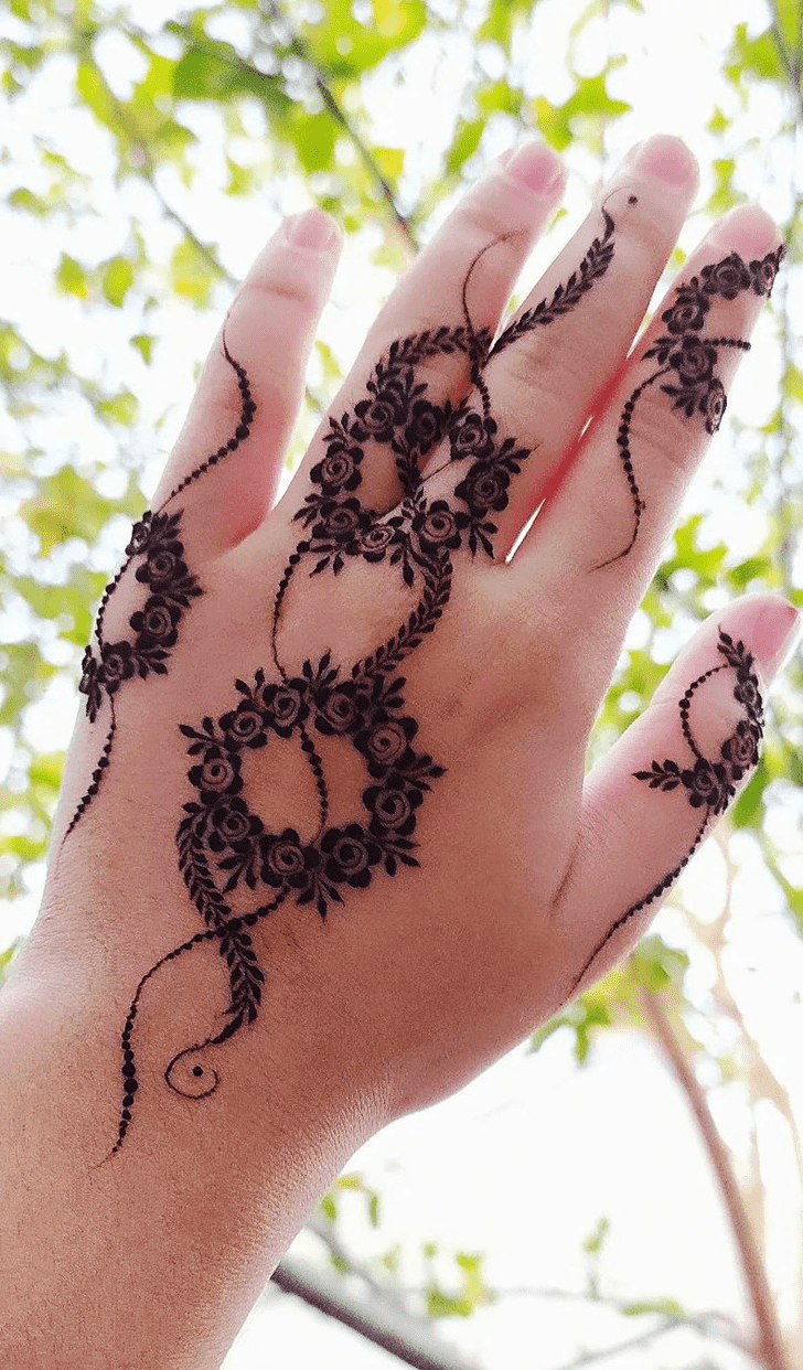 Ideal Attractive Henna Design