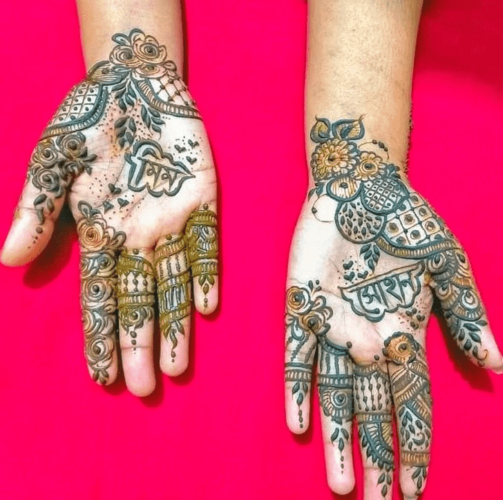 Stunning Attractive Henna Design