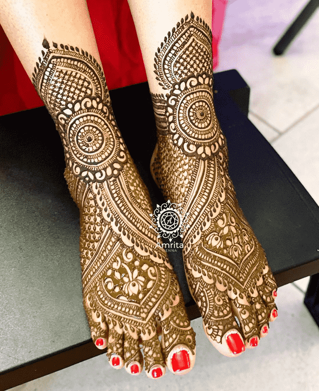Elegant Aurangabad Henna Design