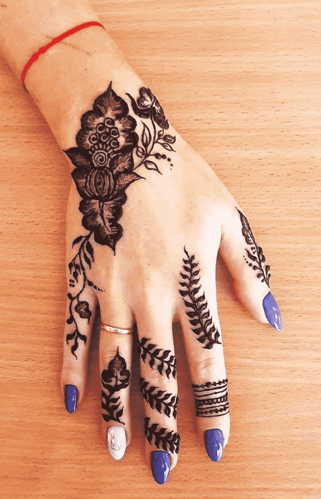 Fascinating Aurangabad Henna Design