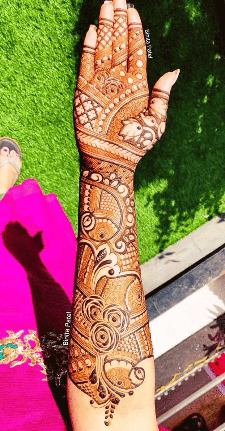 Arm Austria Henna Design