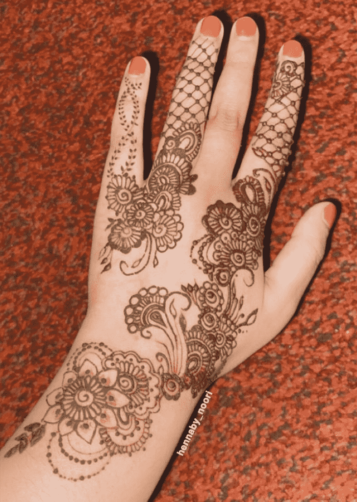 Enticing Back Hand Henna Design
