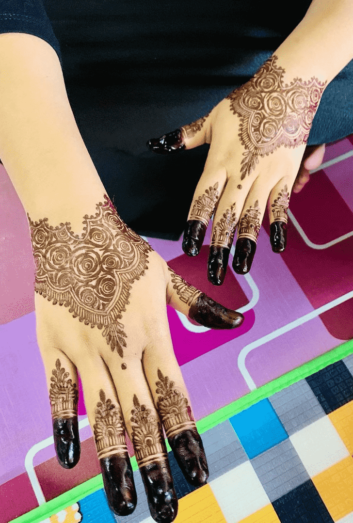 Fetching Back Hand Henna Design