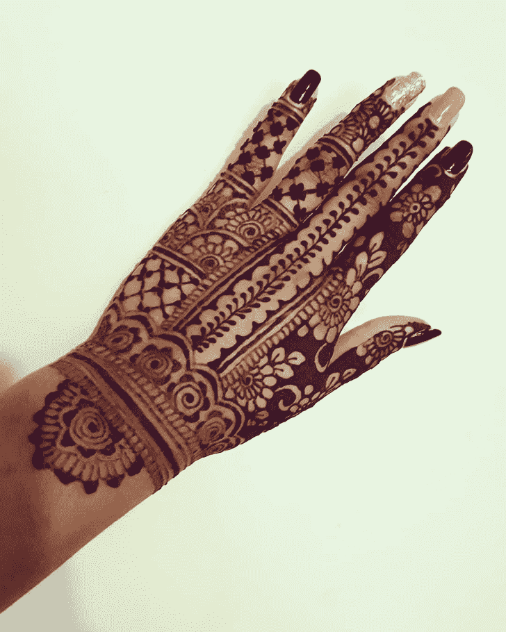 Ideal Back Hand Henna Design