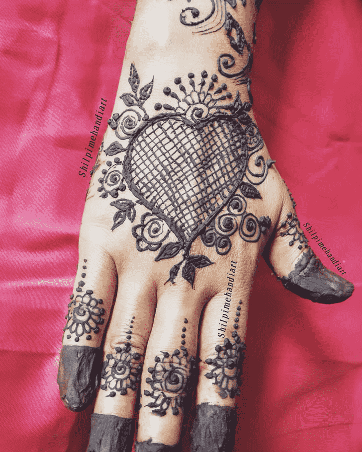 Slightly Back Hand Henna Design