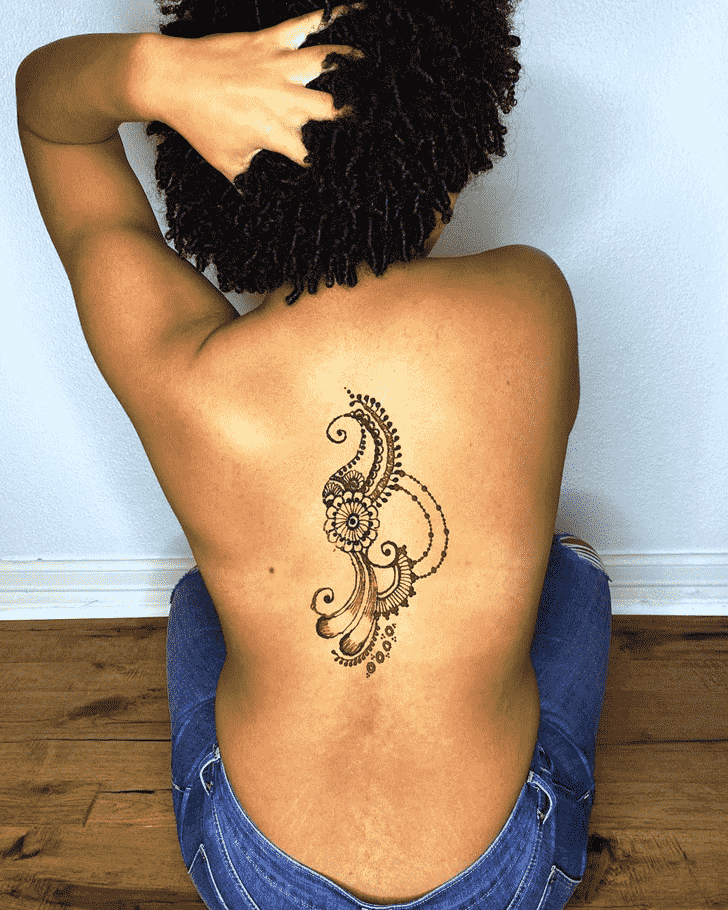 Dazzling Back Henna design