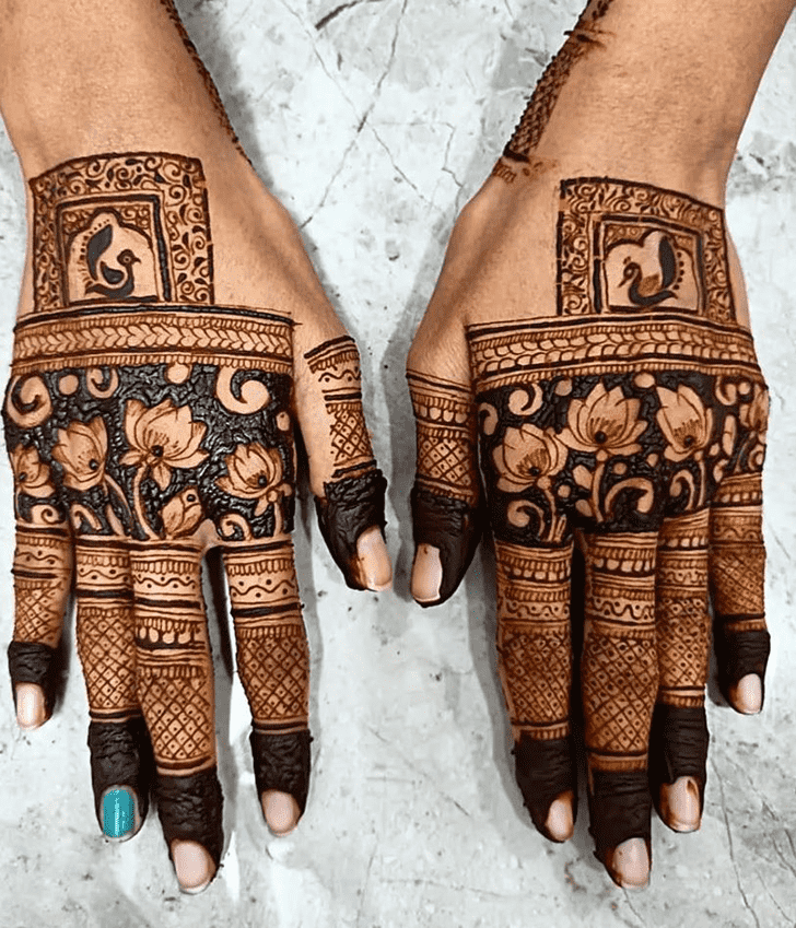 Fair Back Side Henna Design