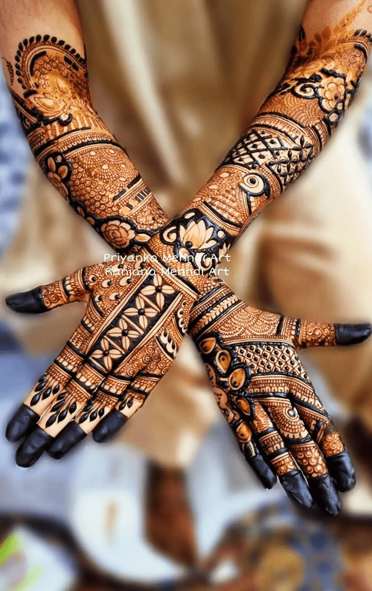 Fascinating Back Side Henna Design
