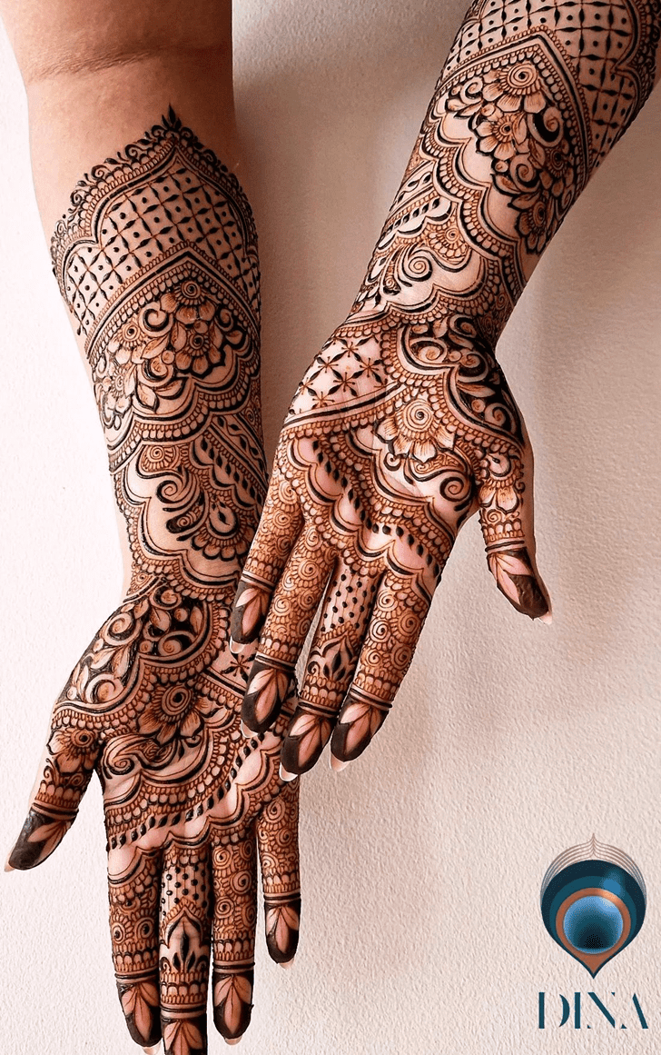 Fine Bahawalpur Henna Design