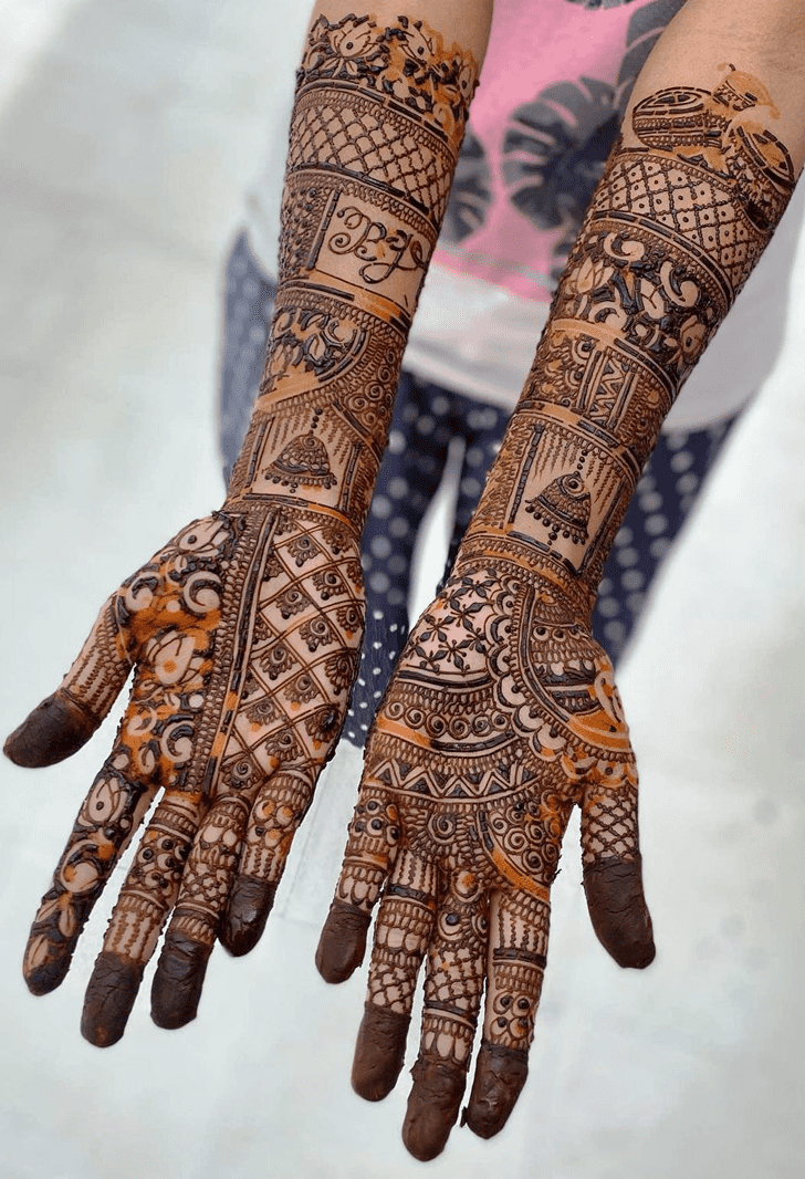 Captivating Bamyan Henna Design