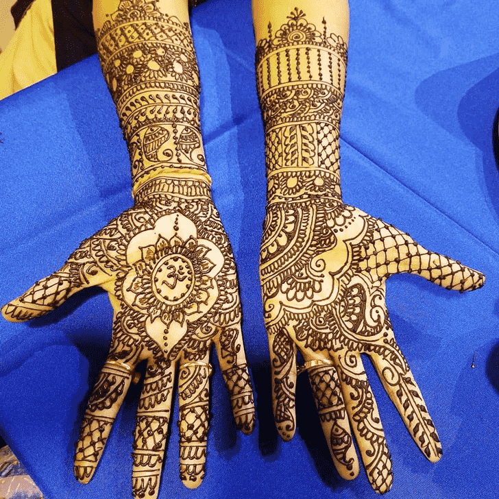 Fair Banarsi Henna Design