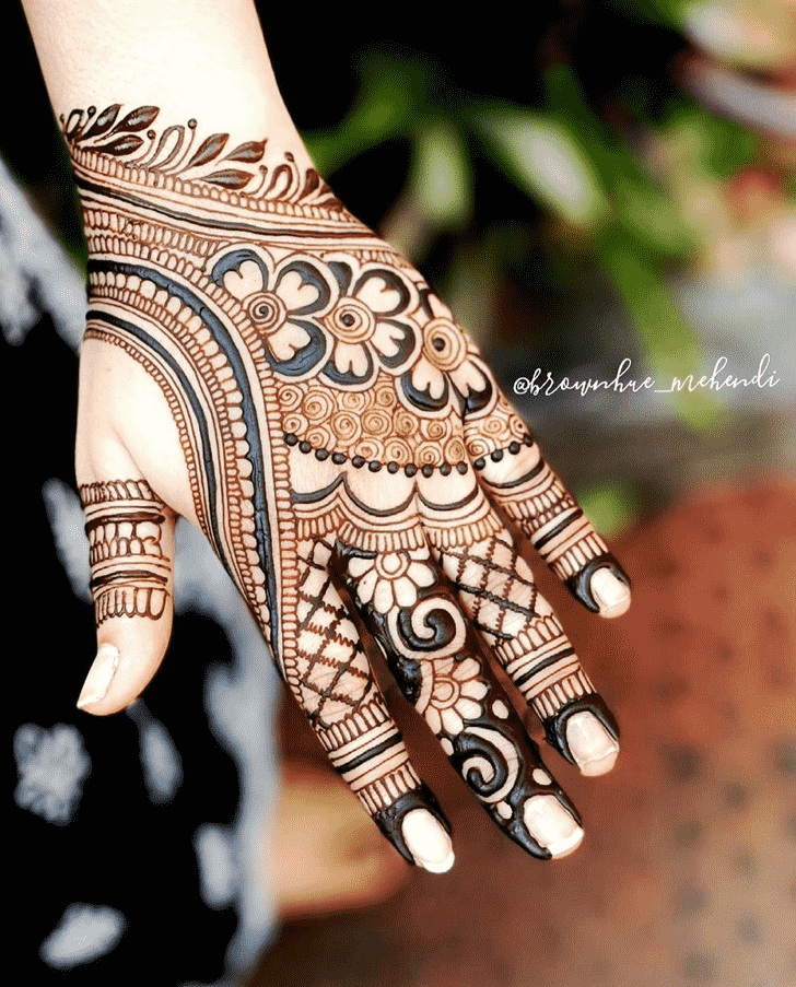 Bewitching Bangalore Henna Design
