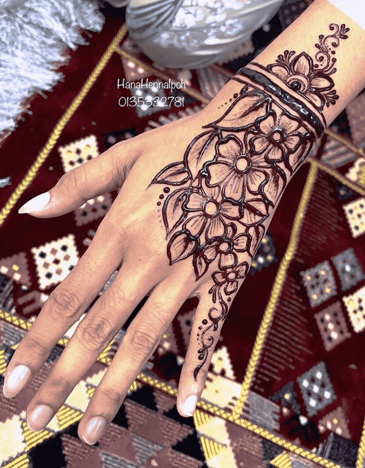Exquisite Bangalore Henna Design