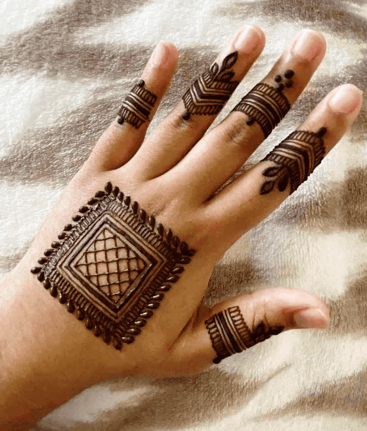 Adorable Bangladesh Henna Design