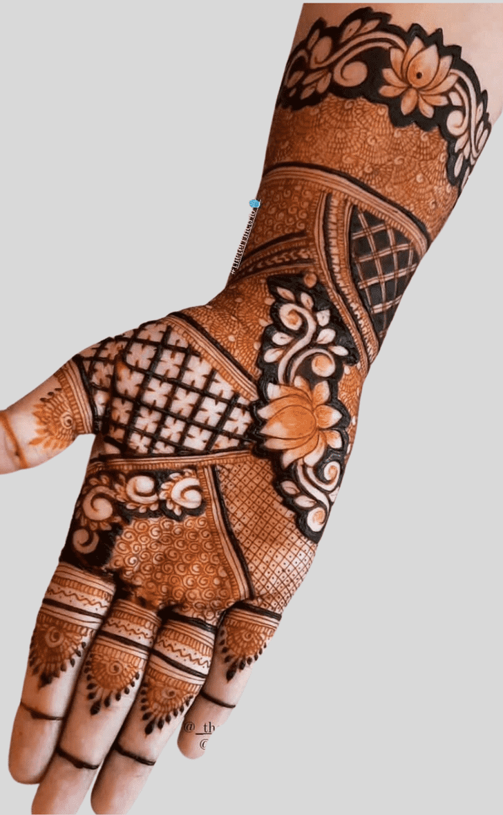 Arm Bangladesh Henna Design