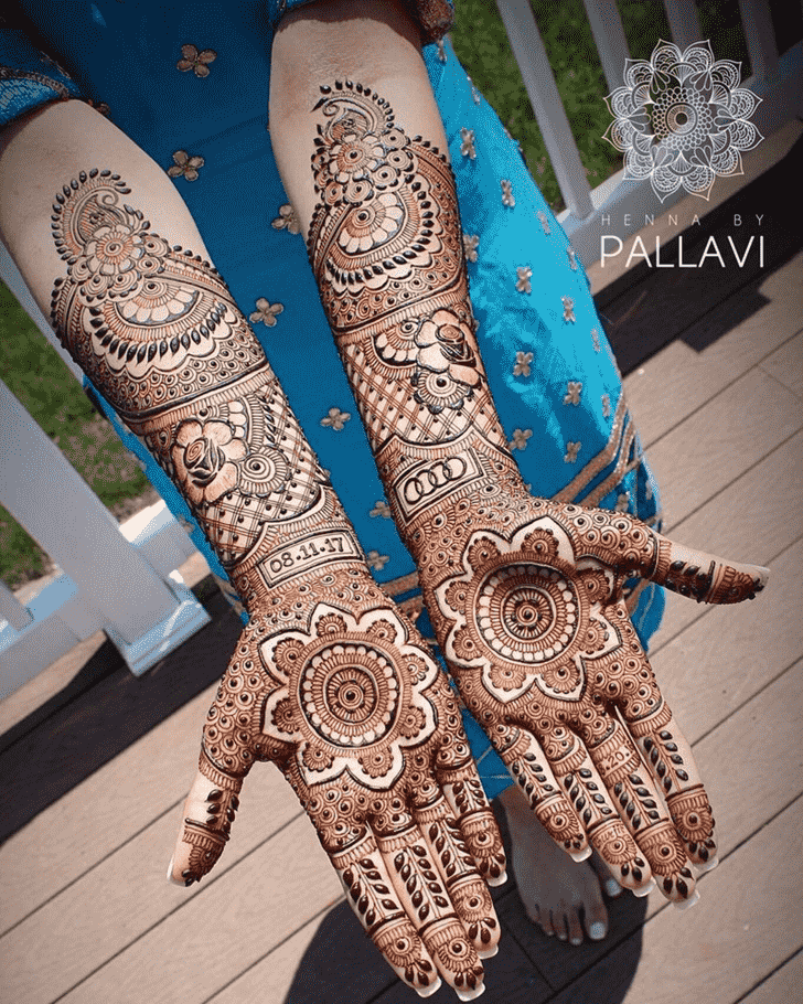 Alluring Beautiful Henna Design