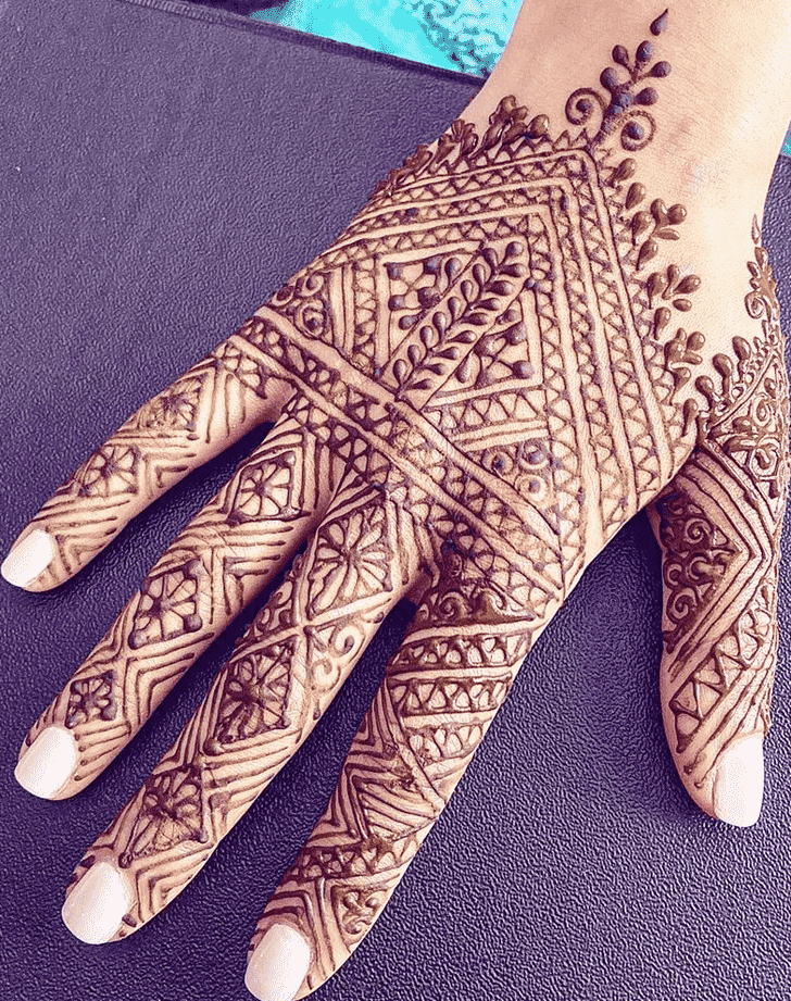 Fascinating Beautiful Henna Design