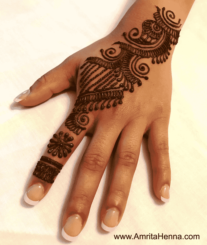 Splendid Beautiful Henna Design