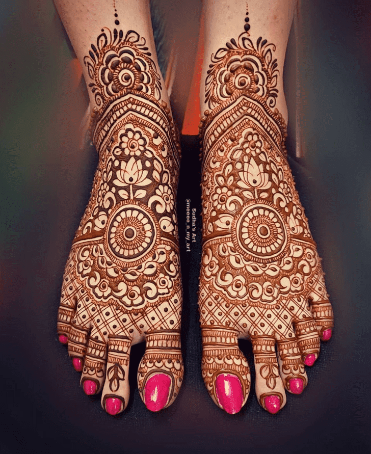 Dazzling Bengali Henna Design