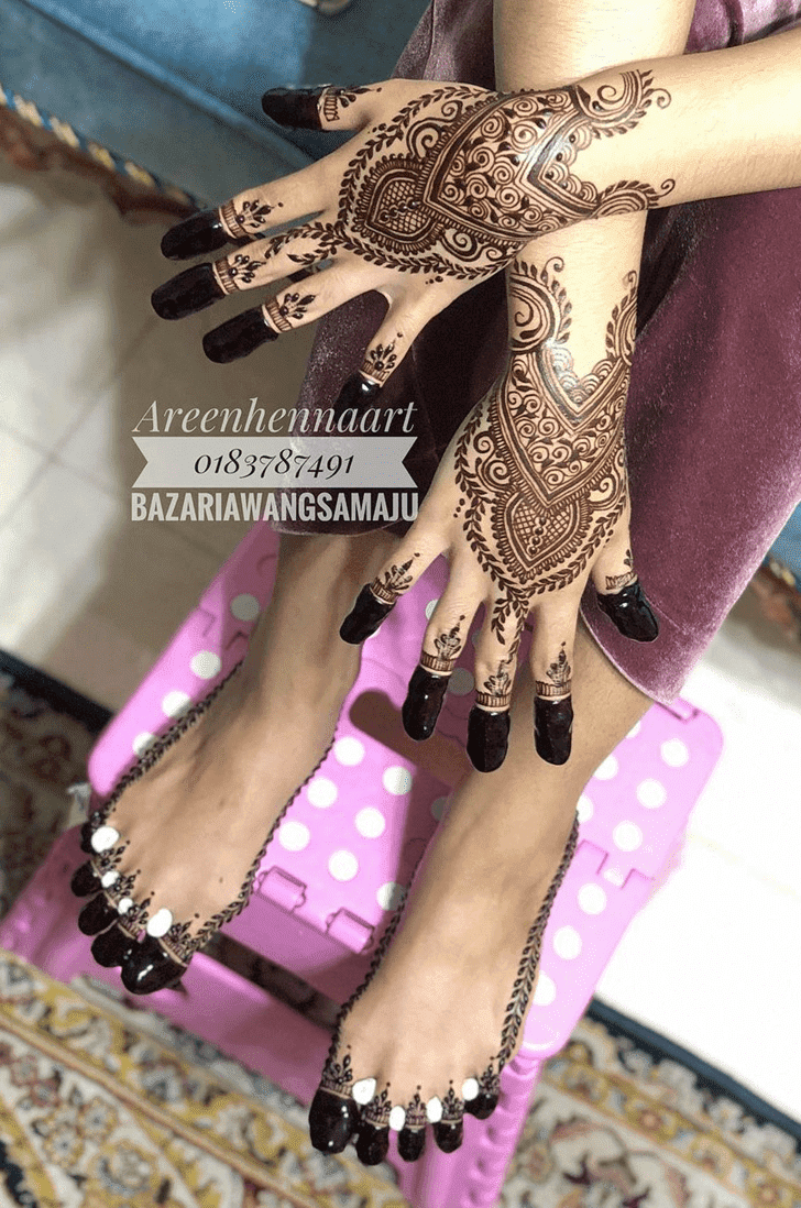 Stunning Bhai Dooj Henna Design