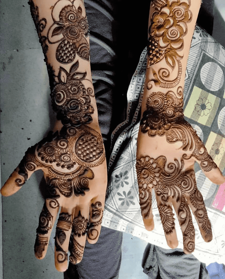 Bewitching Bhai Dooj Special Henna Design